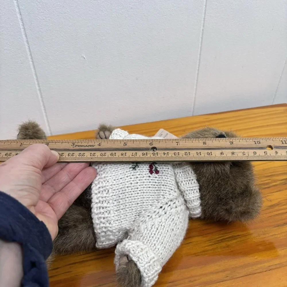 Boyds Bears celebrate holidays